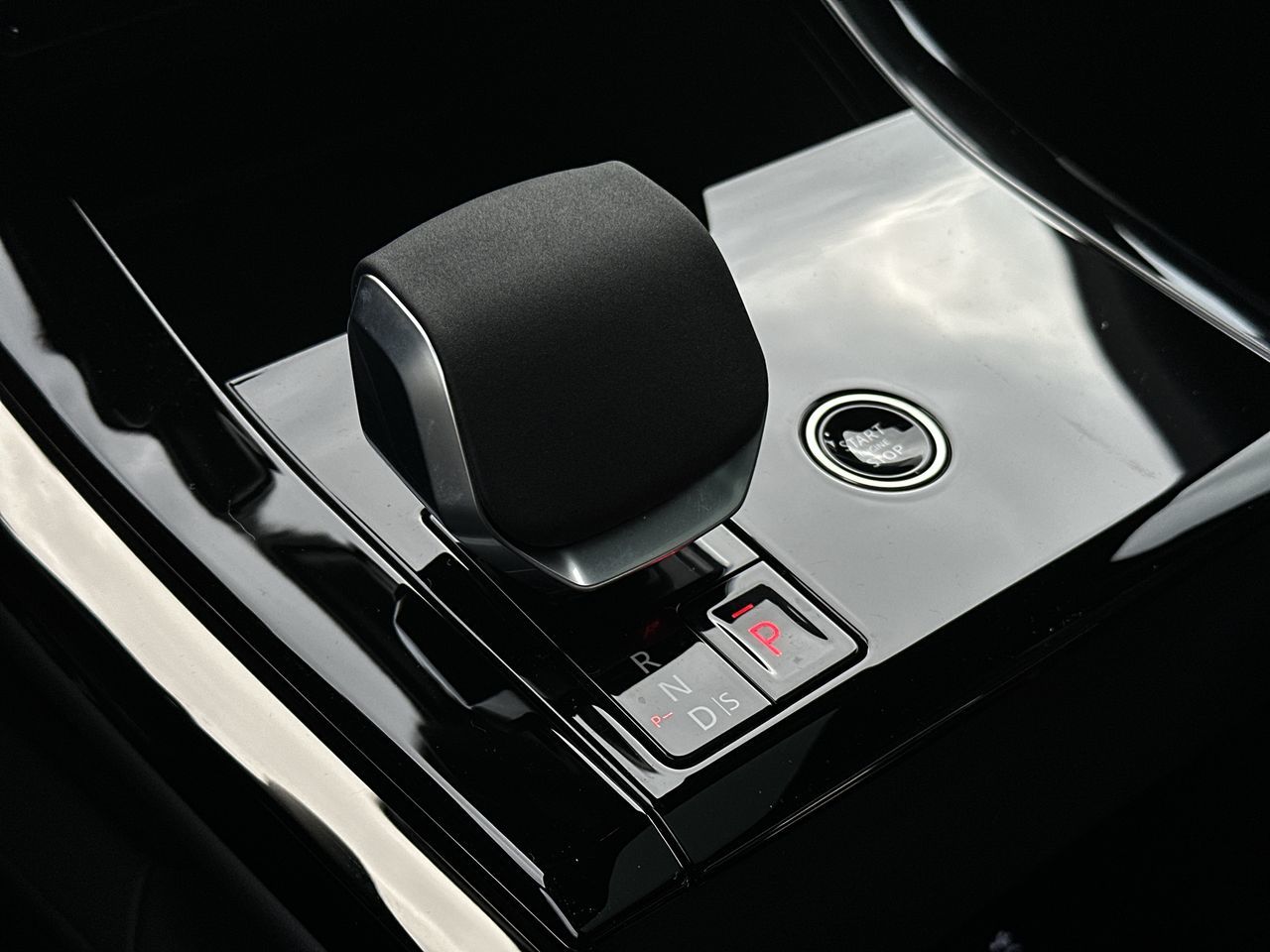 2026  Range Rover Sport Mild Hybrid