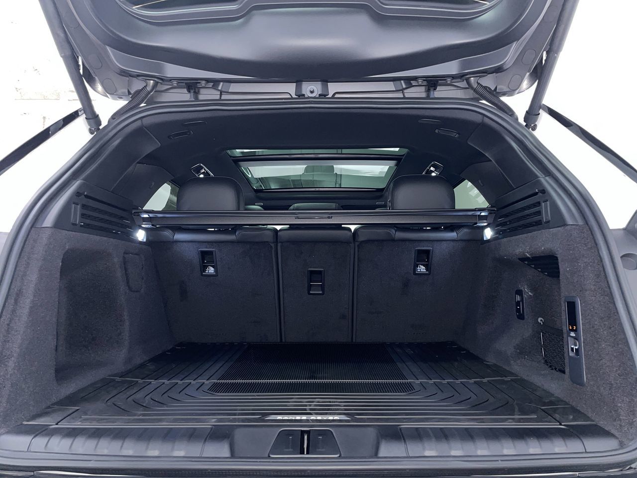 2026  Range Rover Sport Mild Hybrid