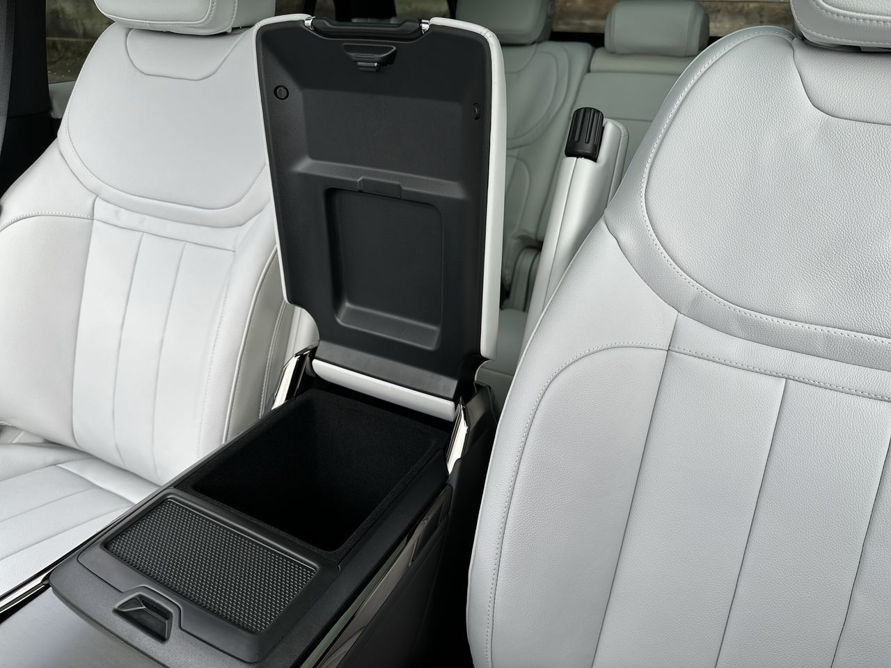 2026  Range Rover Sport Mild Hybrid