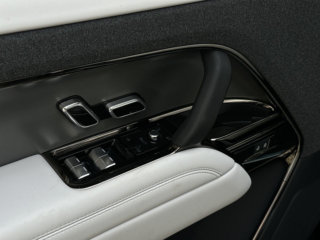 2026  Range Rover Sport Mild Hybrid