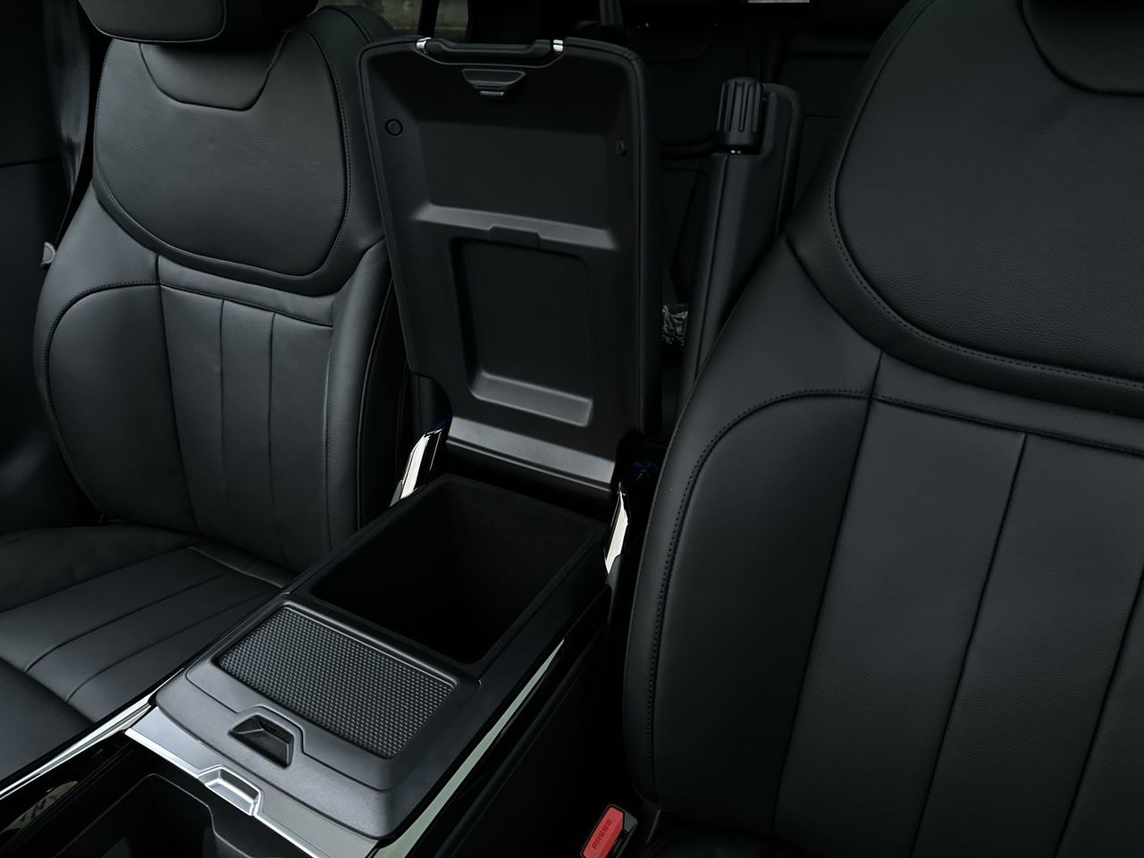 2026  Range Rover Sport Mild Hybrid