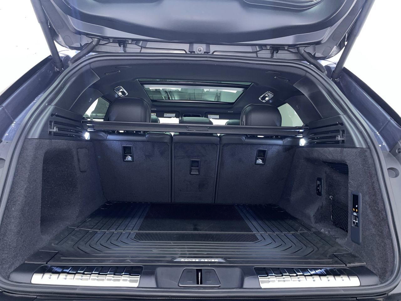 2026 Land Rover Range Rover Sport Mild Hybrid in Vancouver, British Columbia