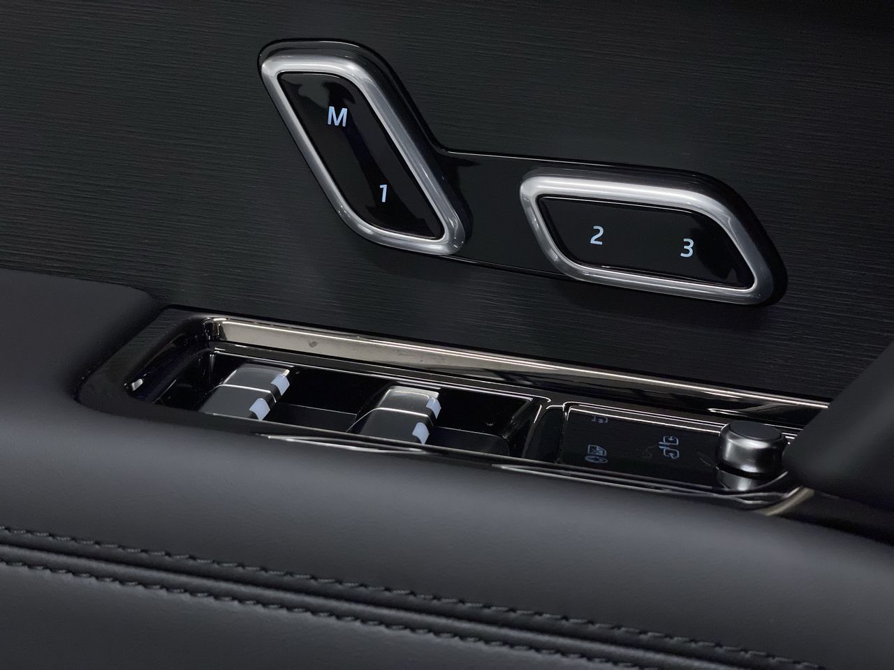 2026  Range Rover Sport Mild Hybrid