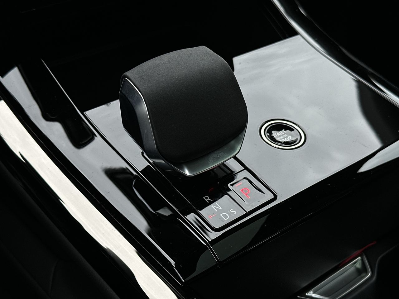 2026  Range Rover Sport Mild Hybrid