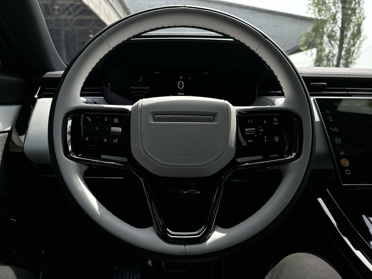 2025 Land Rover RANGE ROVER SPORT Plug-in Hybrid in Vancouver, British Columbia