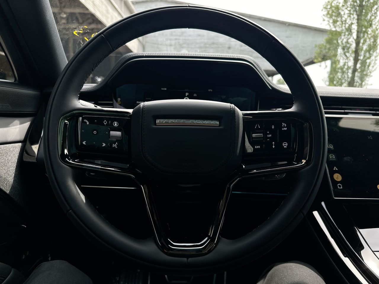 2025 Land Rover RANGE ROVER SPORT Plug-in Hybrid in Vancouver, British Columbia