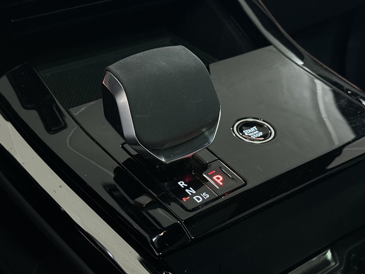 2024 Land Rover Range Rover Sport in Vancouver, British Columbia
