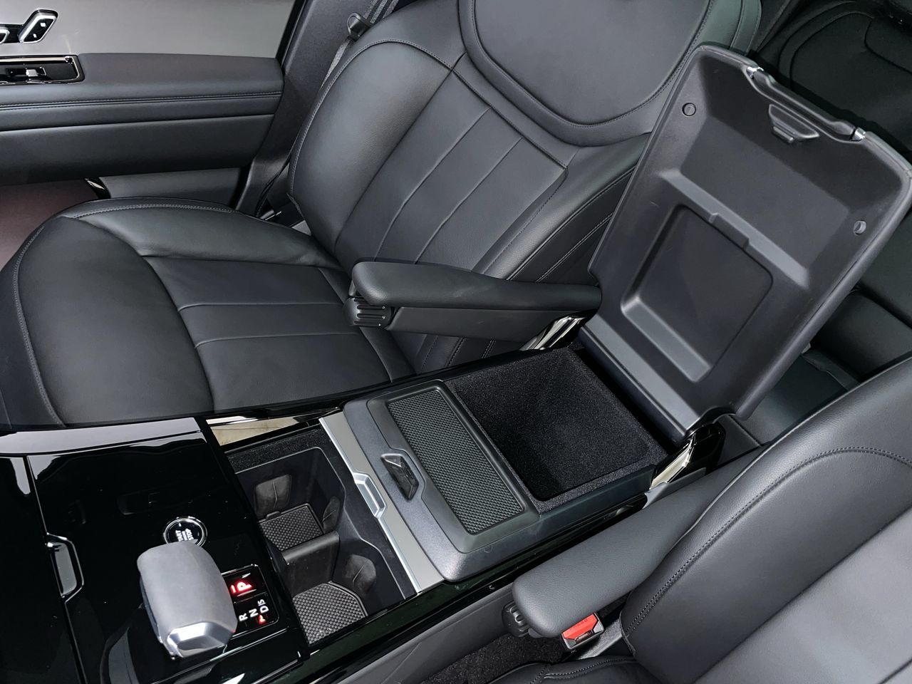 2026  Range Rover Sport
