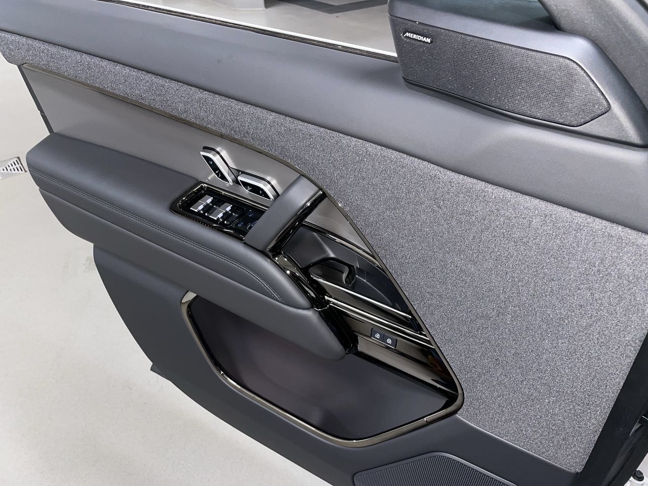 2026  Range Rover Sport