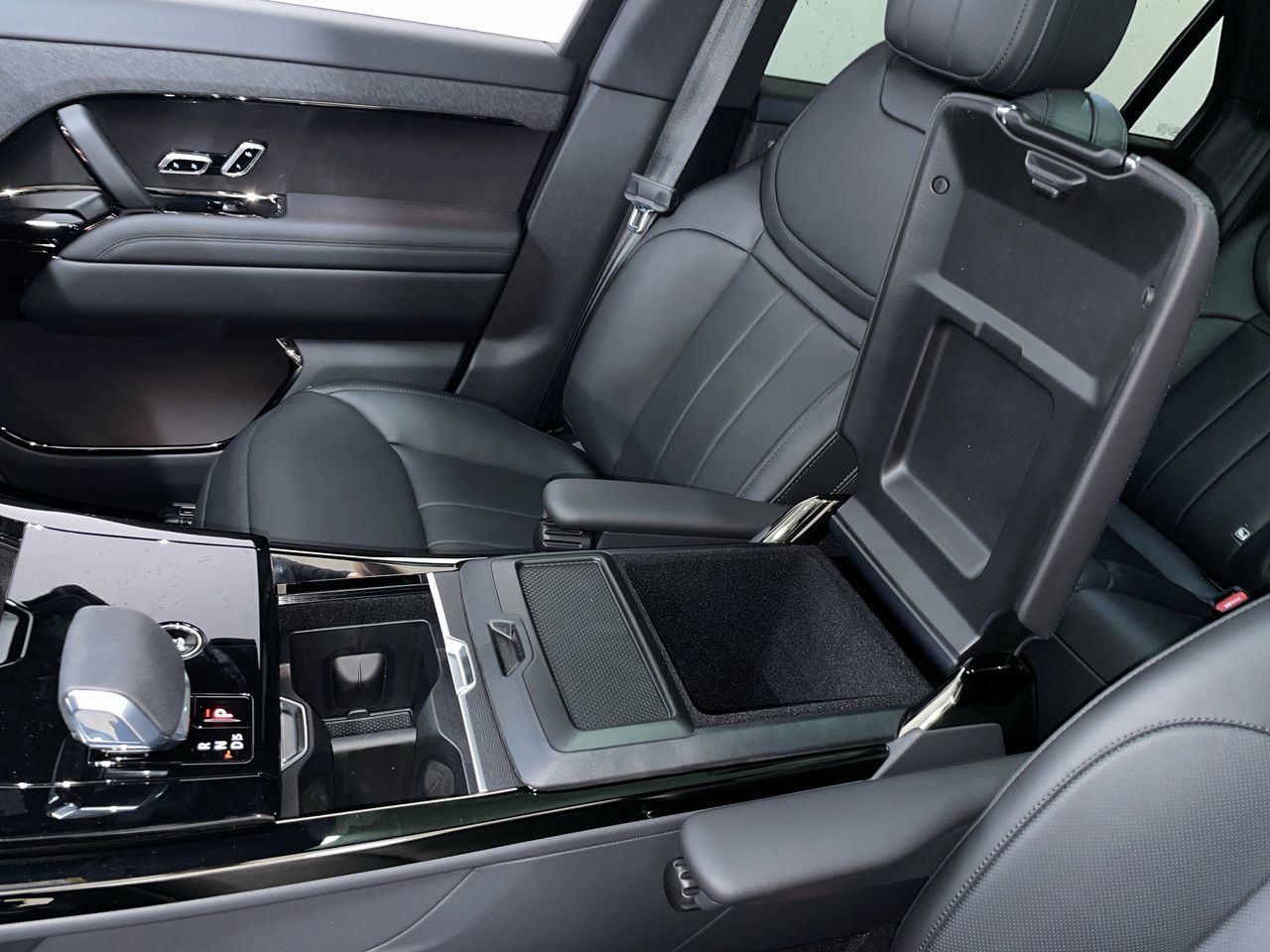 2026  Range Rover Sport