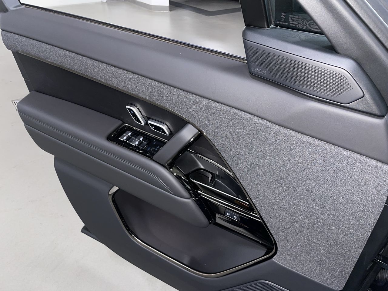 2026  Range Rover Sport