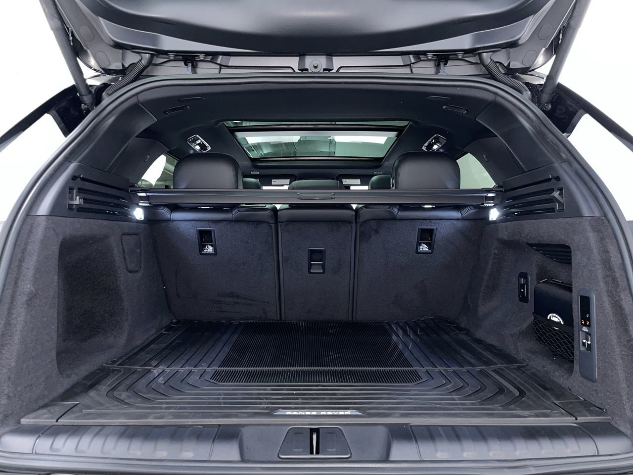 2026  Range Rover Sport
