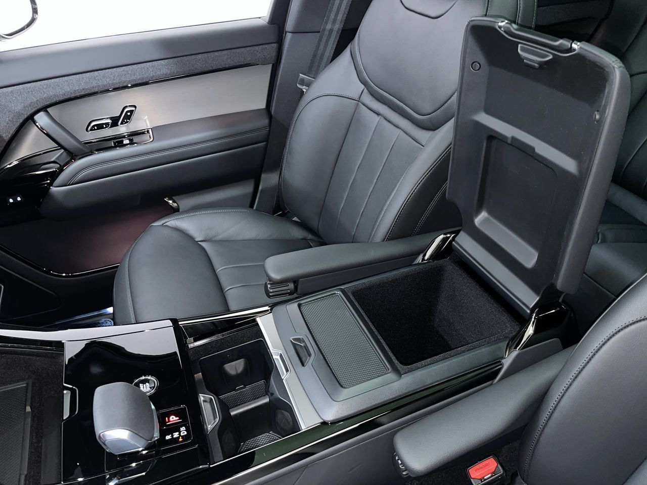2026  Range Rover Sport