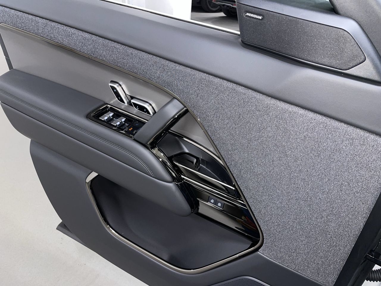 2026  Range Rover Sport
