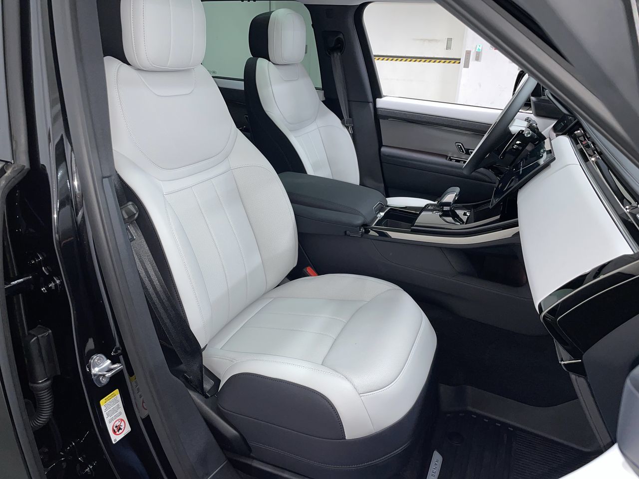 2026 Land Rover Range Rover Sport in Vancouver, British Columbia