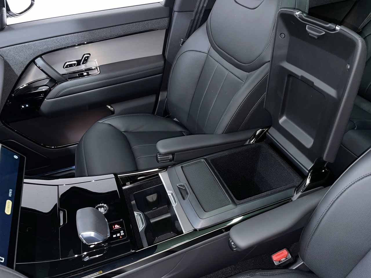 2026  Range Rover Sport