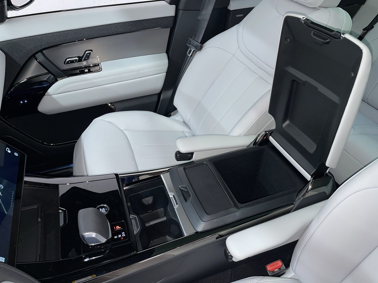 2026  Range Rover Sport