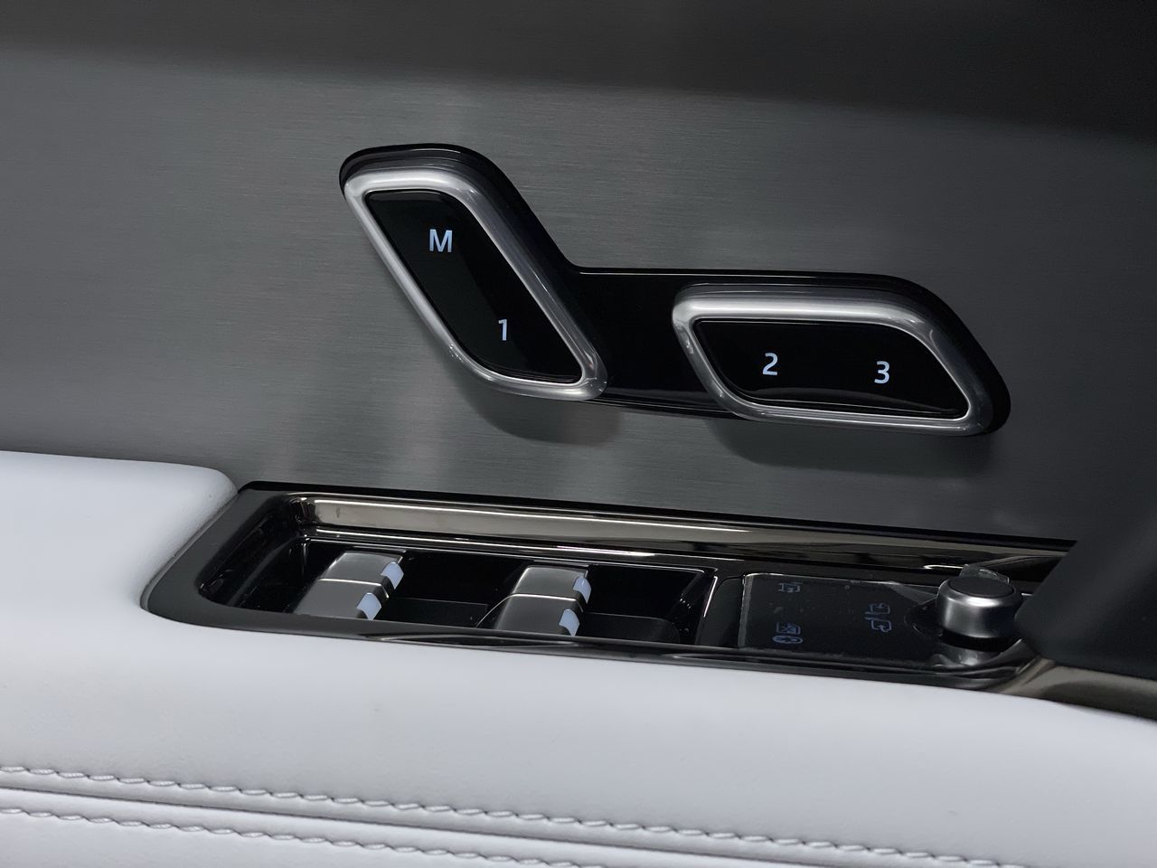 2026  Range Rover Sport