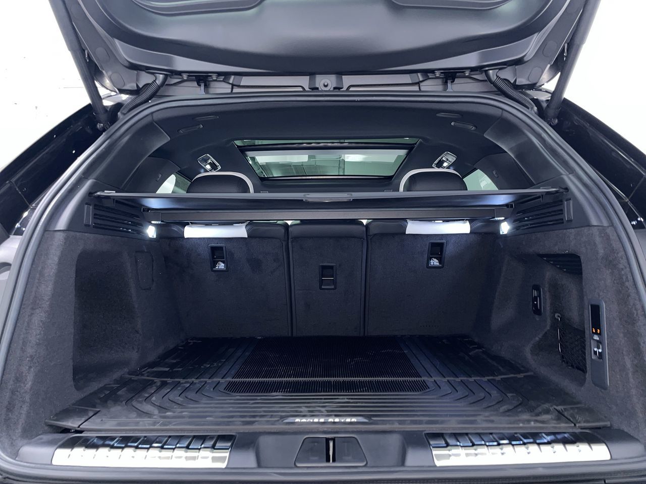2026  Range Rover Sport