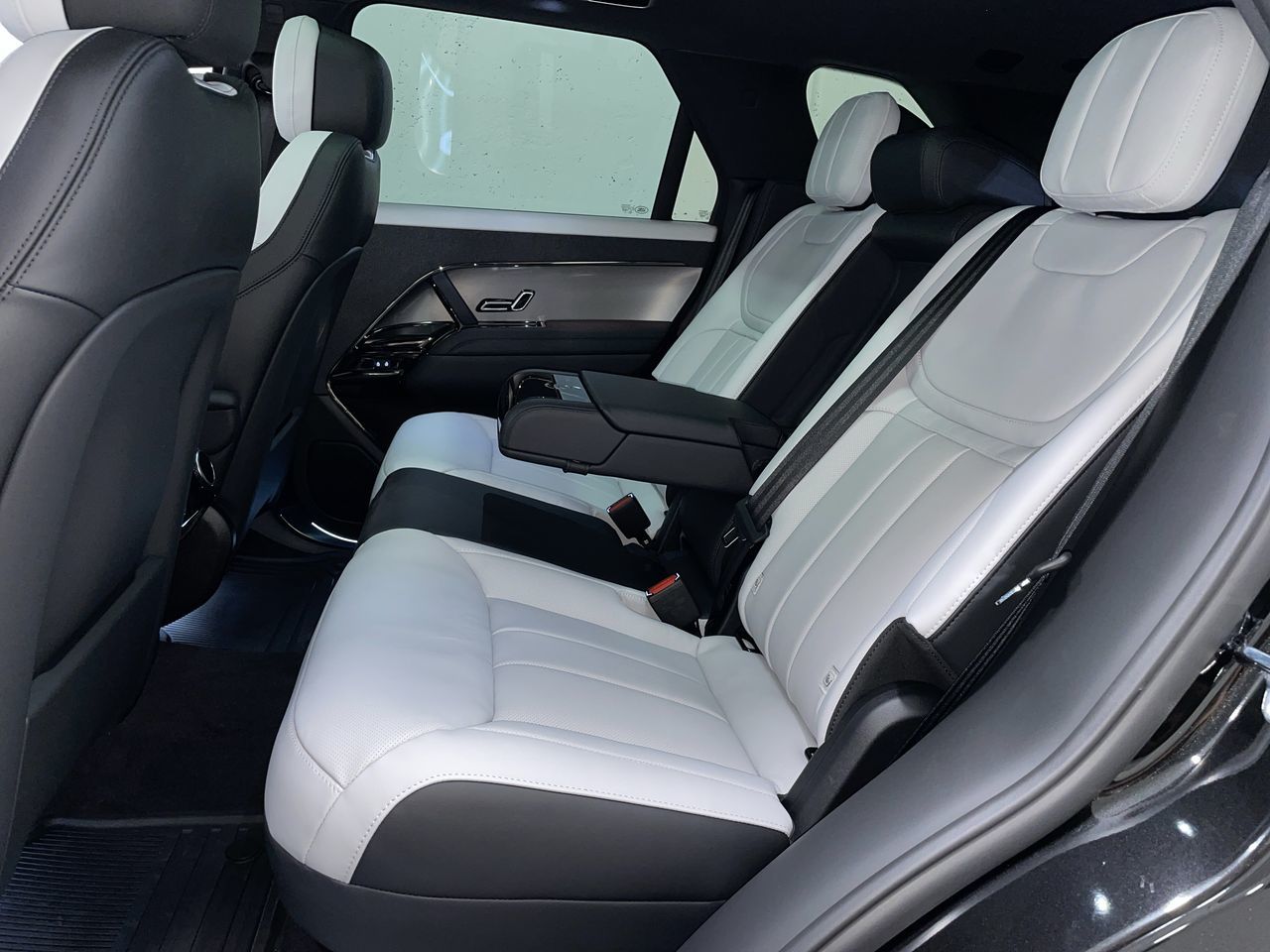 2026  Range Rover Sport