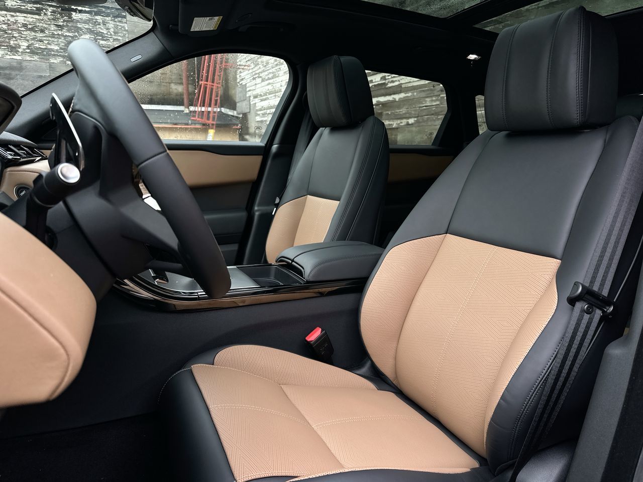 2025 Land Rover RANGE ROVER VELAR Mild Hybrid in Vancouver, British Columbia