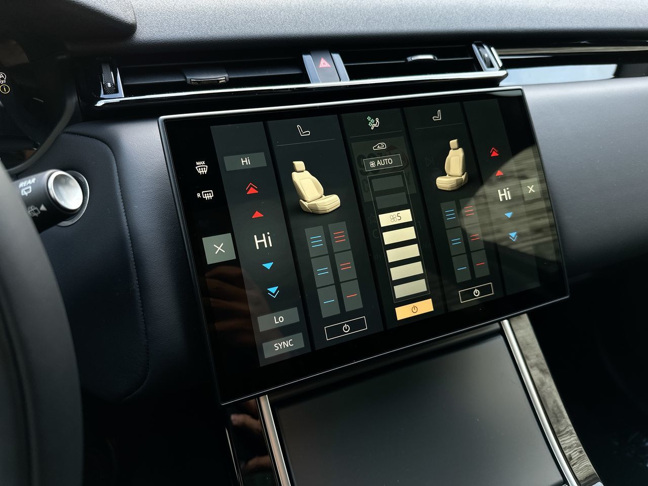 2025 Land Rover RANGE ROVER VELAR Mild Hybrid in Vancouver, British Columbia
