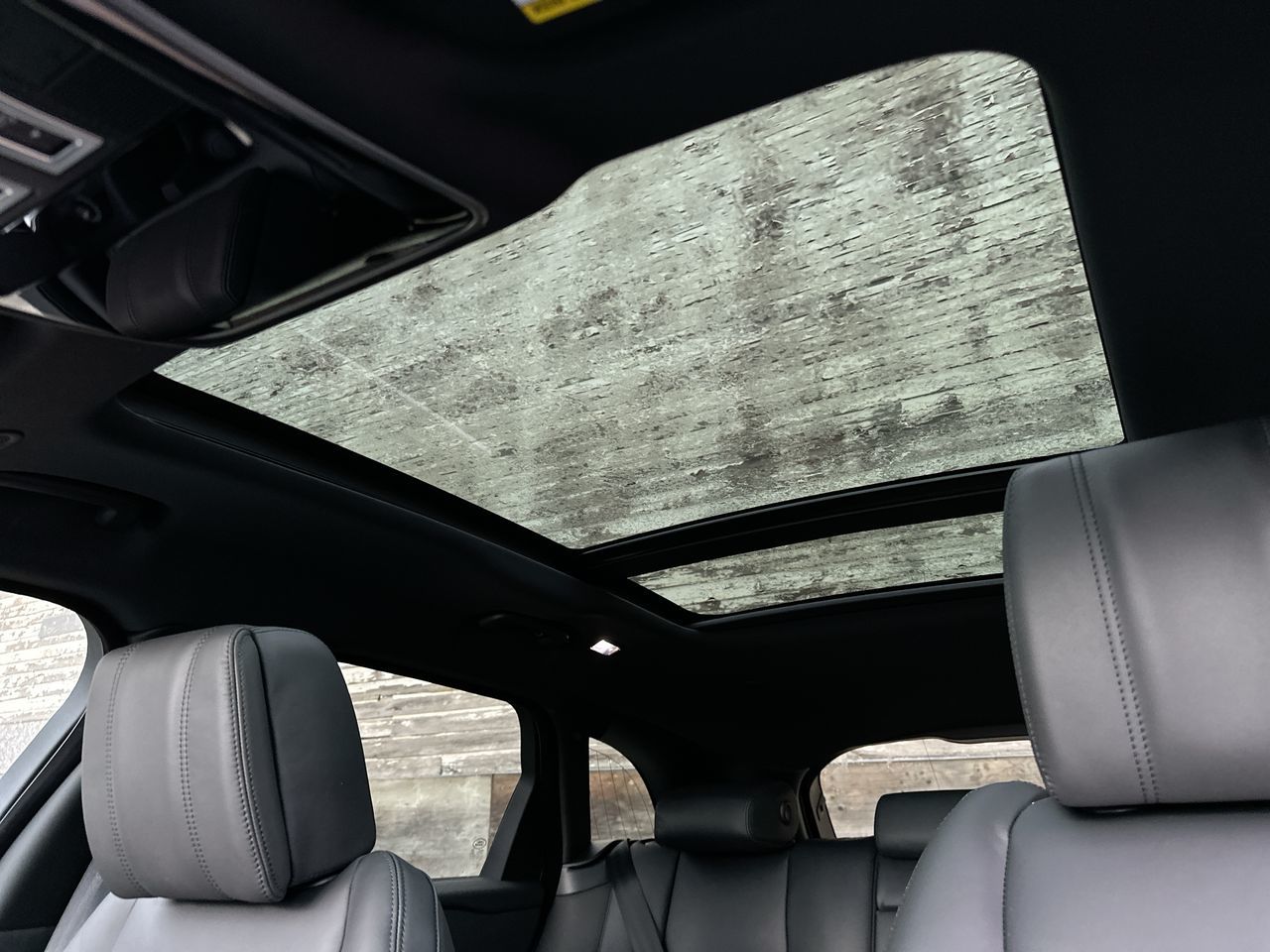 2025 Land Rover Range Rover Velar Mild Hybrid in Vancouver, British Columbia