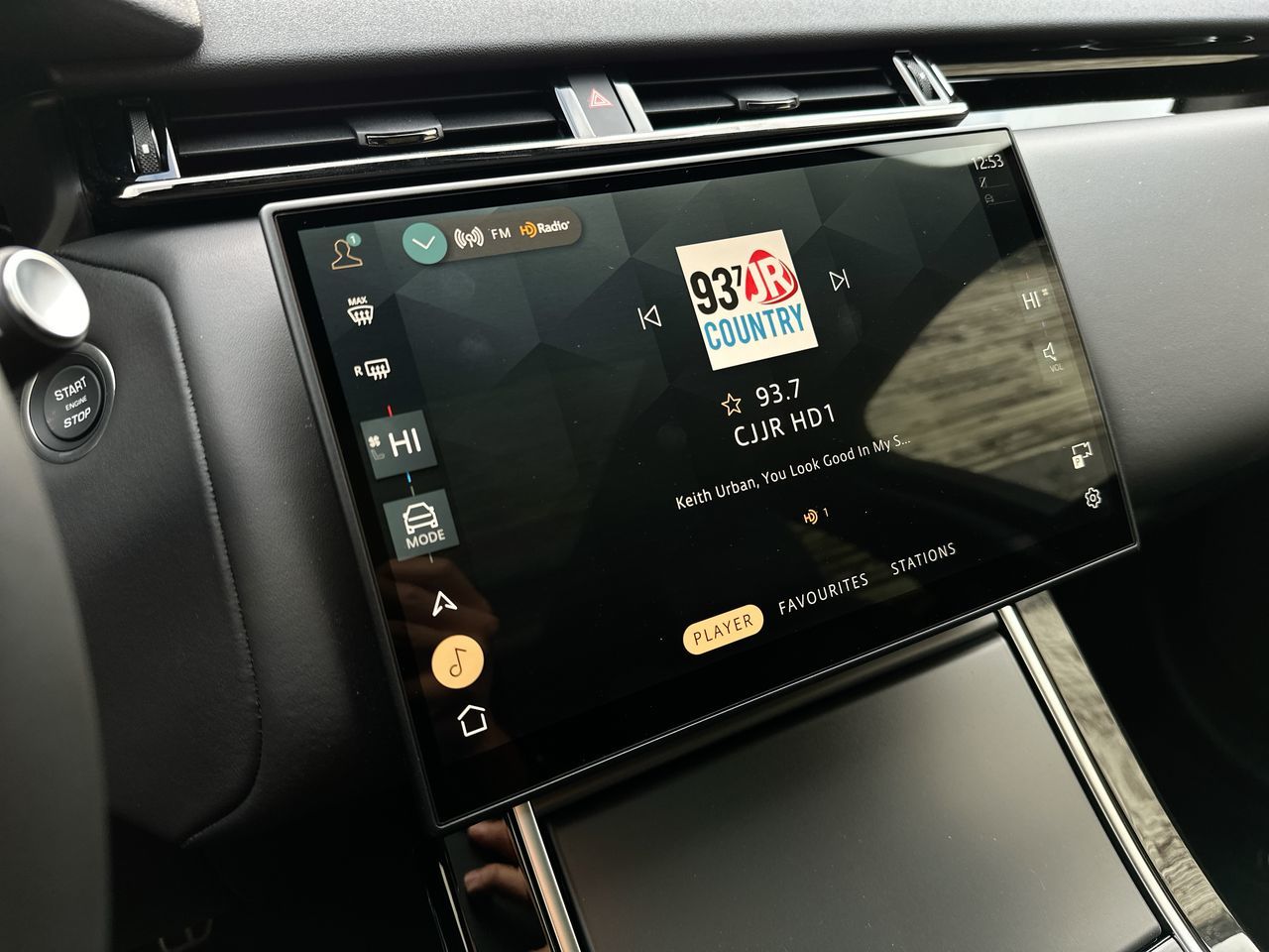 2025 Land Rover RANGE ROVER VELAR Mild Hybrid in Vancouver, British Columbia