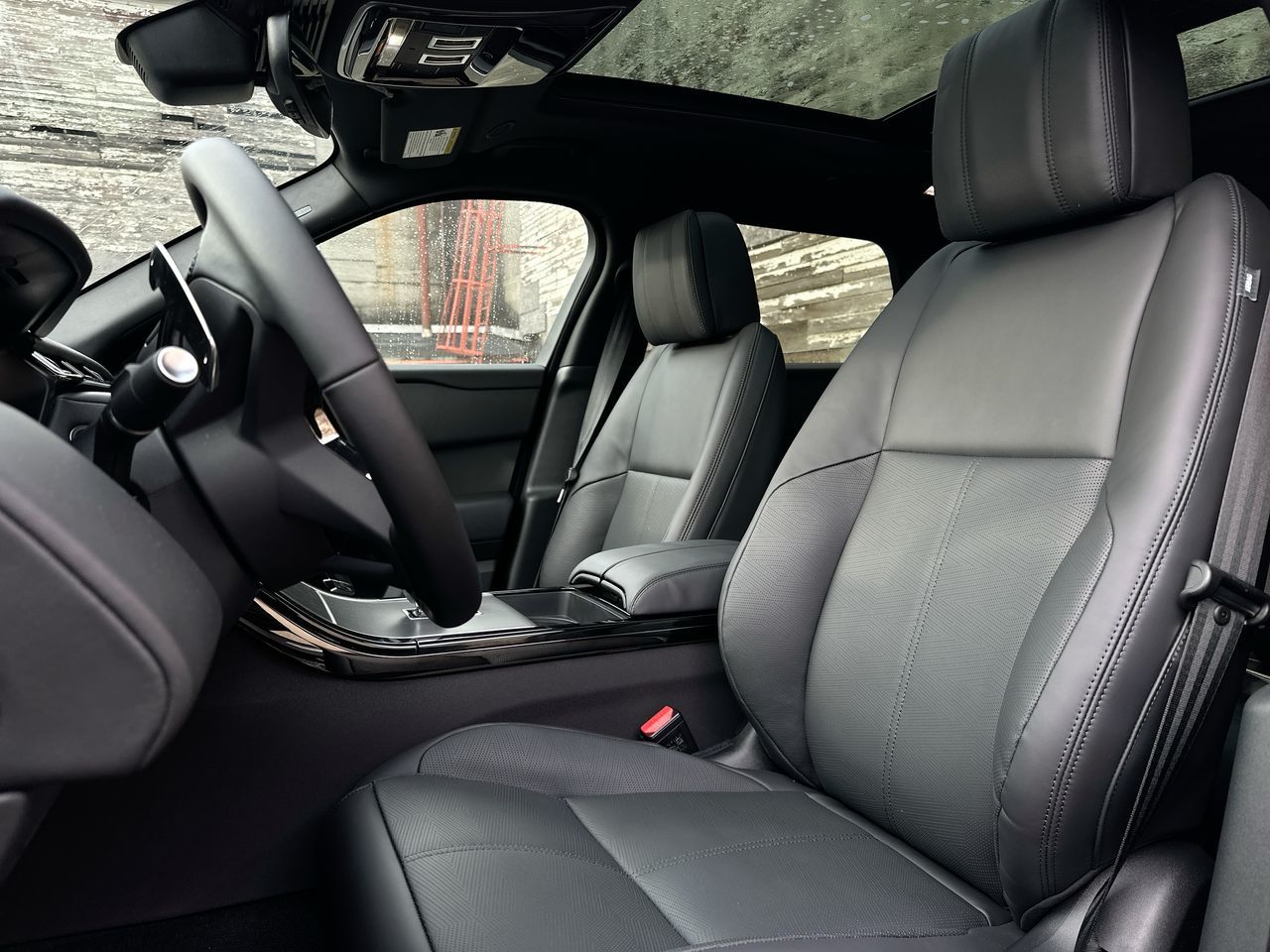 2025 Land Rover RANGE ROVER VELAR Mild Hybrid in Vancouver, British Columbia