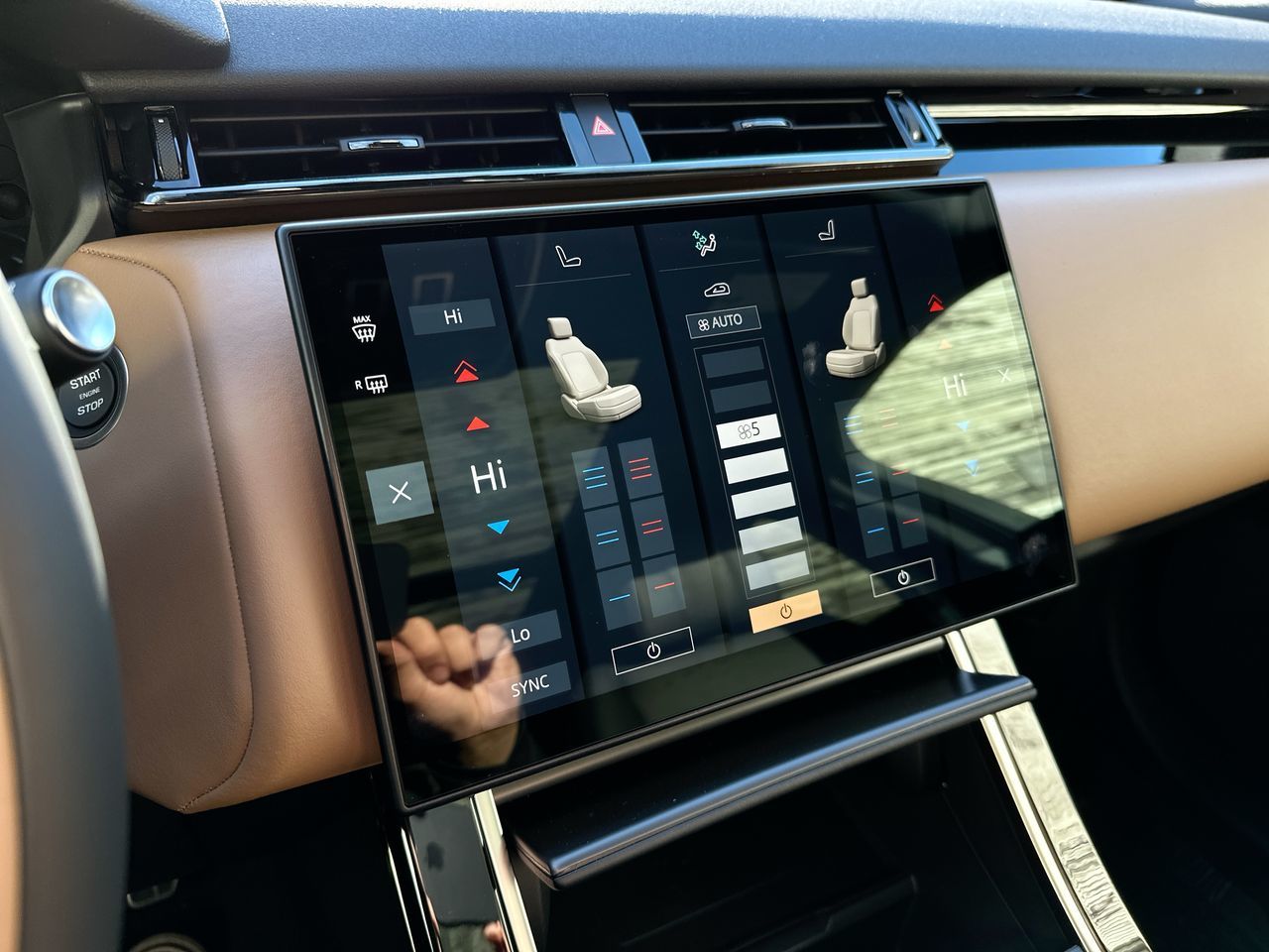 2025  Range Rover Velar Mild Hybrid