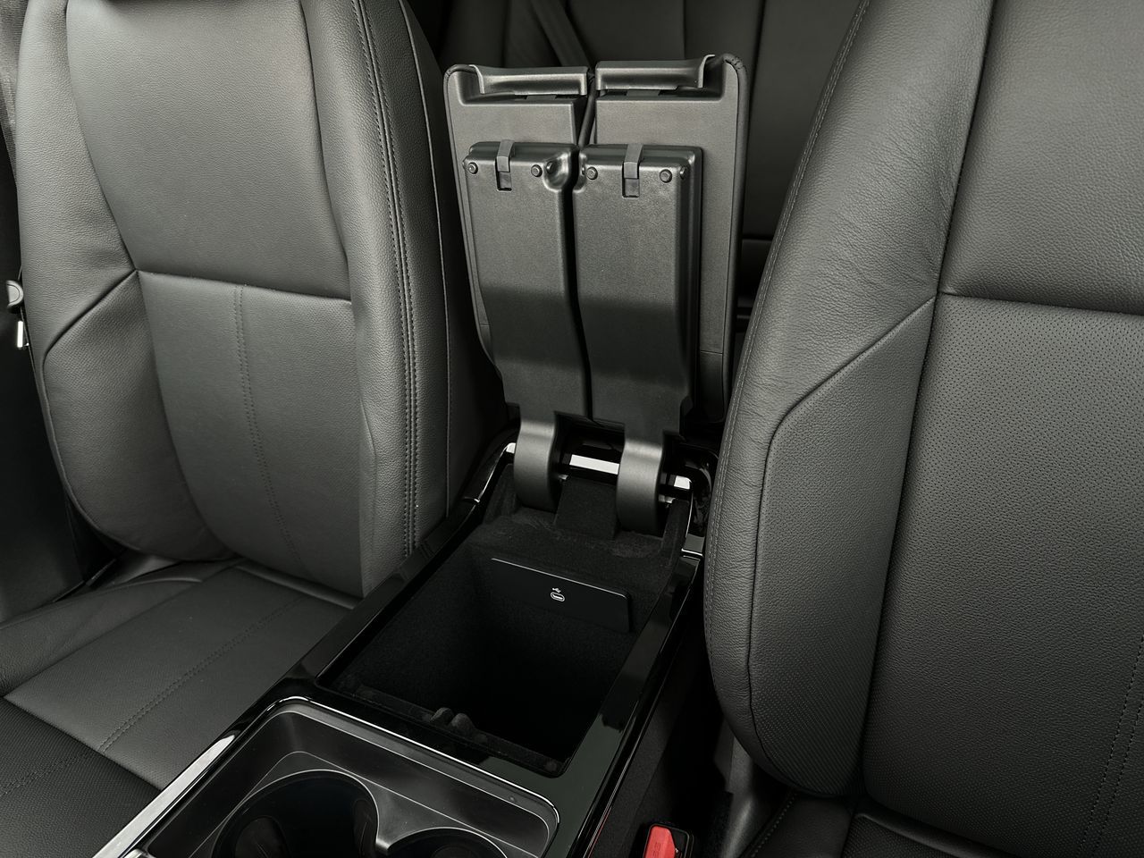 2026 Land Rover Range Rover Velar Mild Hybrid in Vancouver, British Columbia