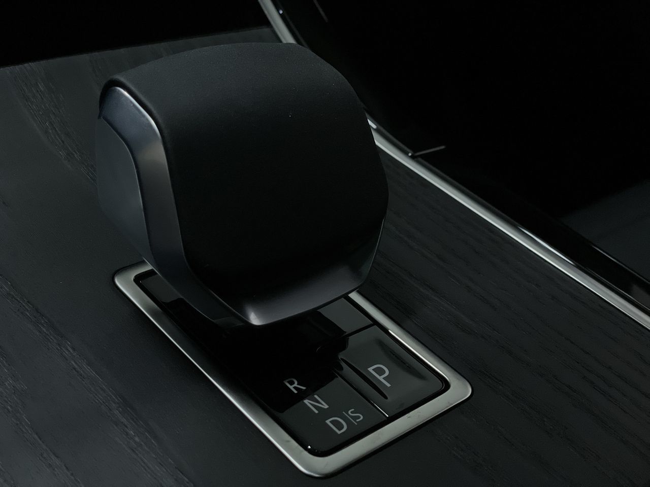 Land Rover Range Rover Velar Mild Hybrid  2026 à , Colombie-Britannique