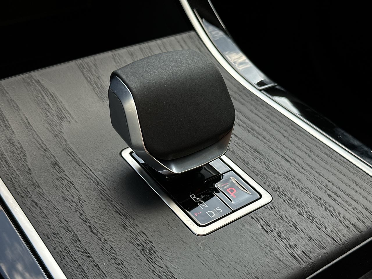 2026  Range Rover Velar Mild Hybrid