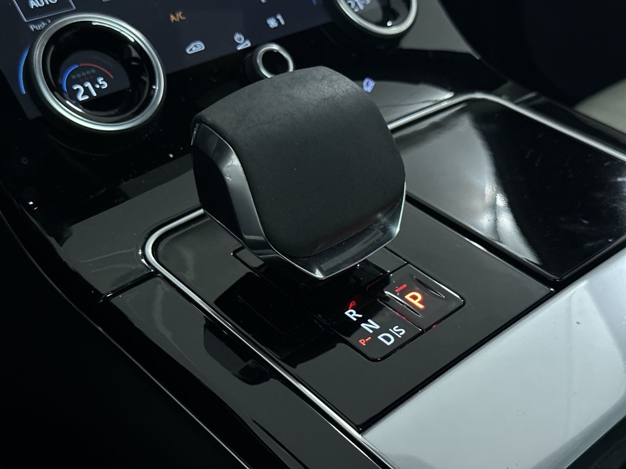 2021  Range Rover Velar