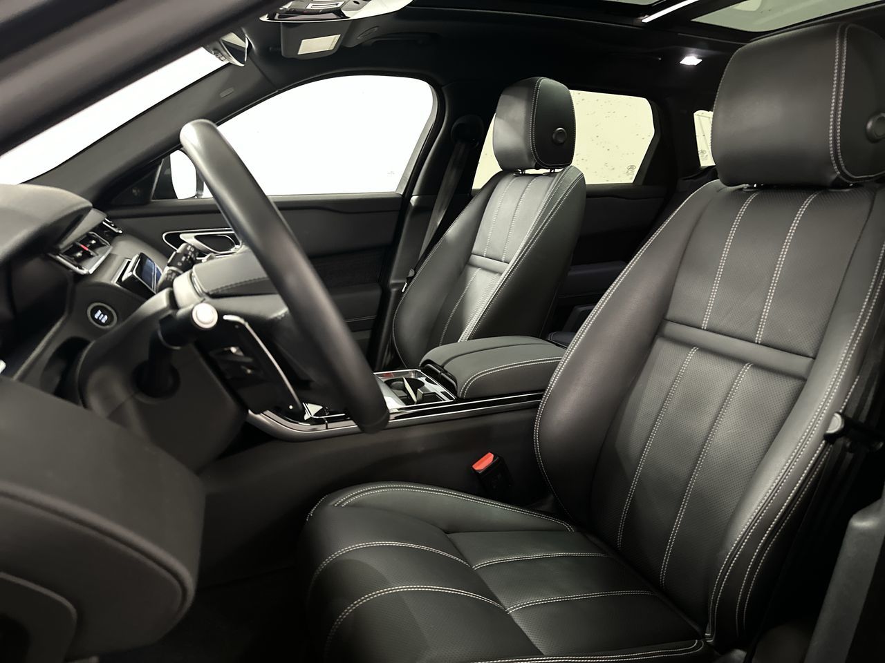 2023  Range Rover Velar