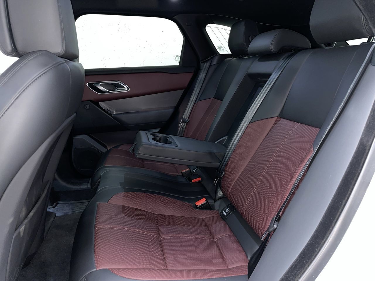 2025  Range Rover Velar
