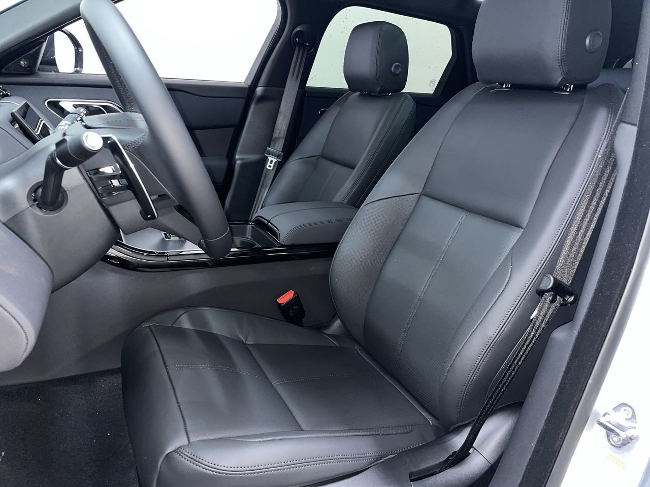 2025 Land Rover Range Rover Velar in Vancouver, British Columbia