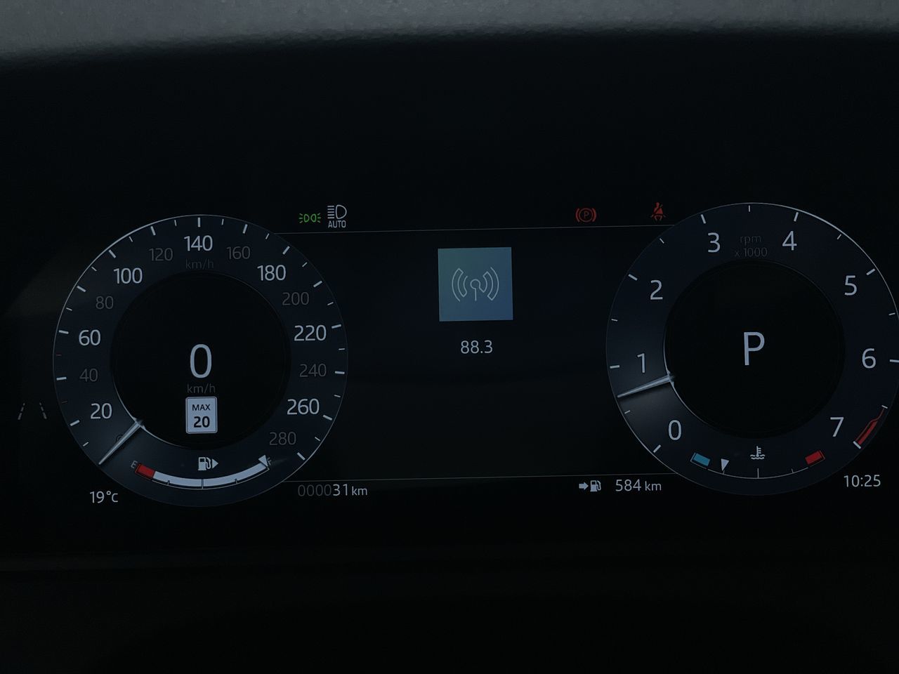 2025  Range Rover Velar