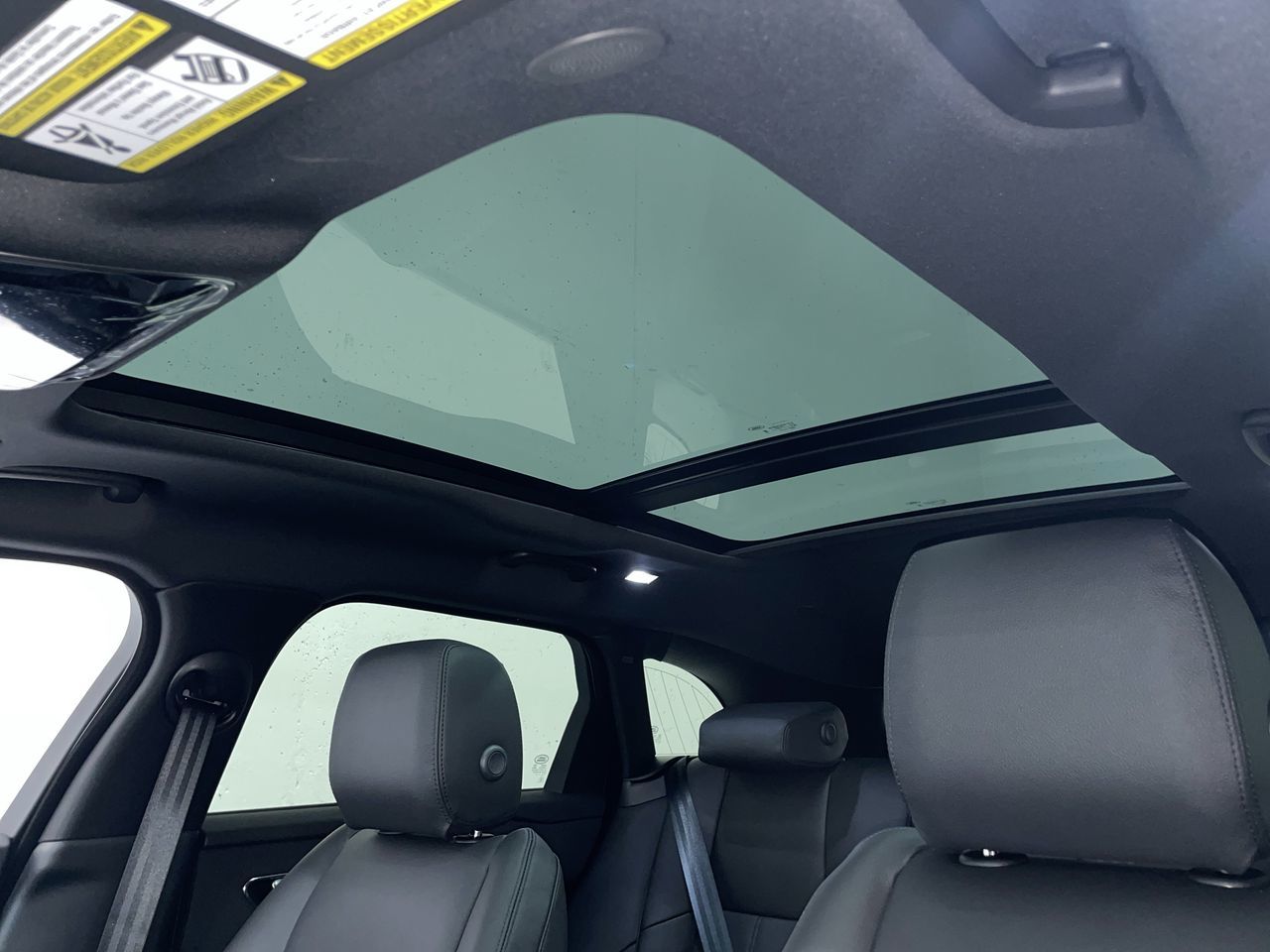 2025  Range Rover Velar