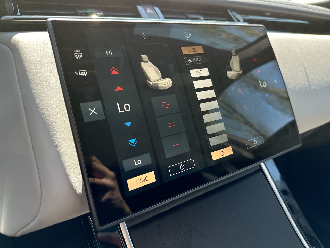 2026 Land Rover Range Rover Velar in Vancouver, British Columbia