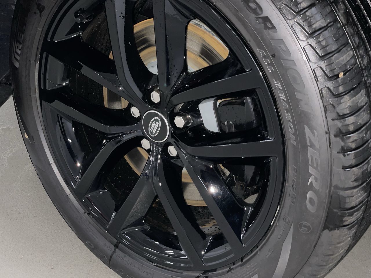 2026  Range Rover Velar