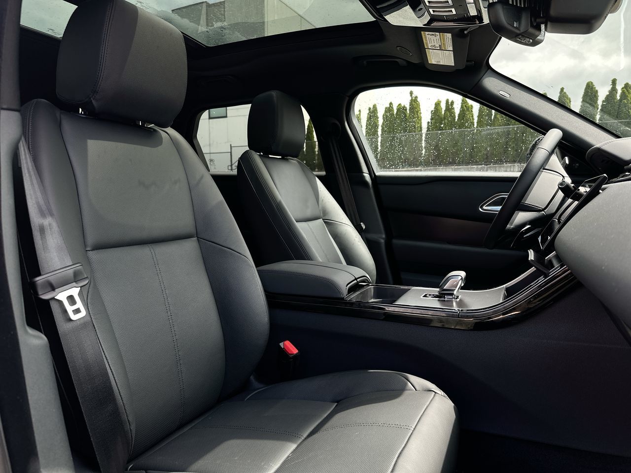 2026 Land Rover Range Rover Velar in Vancouver, British Columbia
