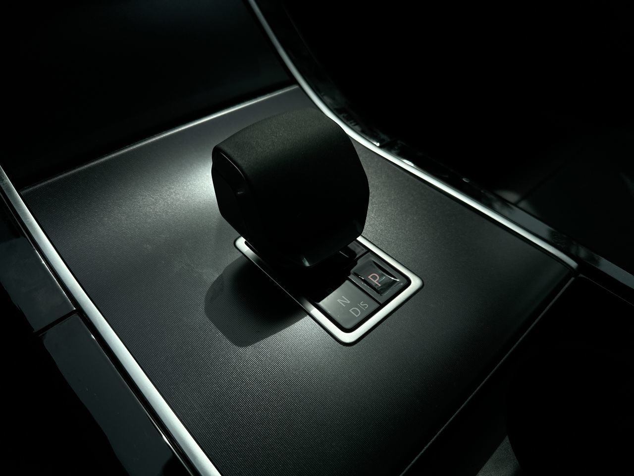 2026 Land Rover Range Rover Velar in Vancouver, British Columbia