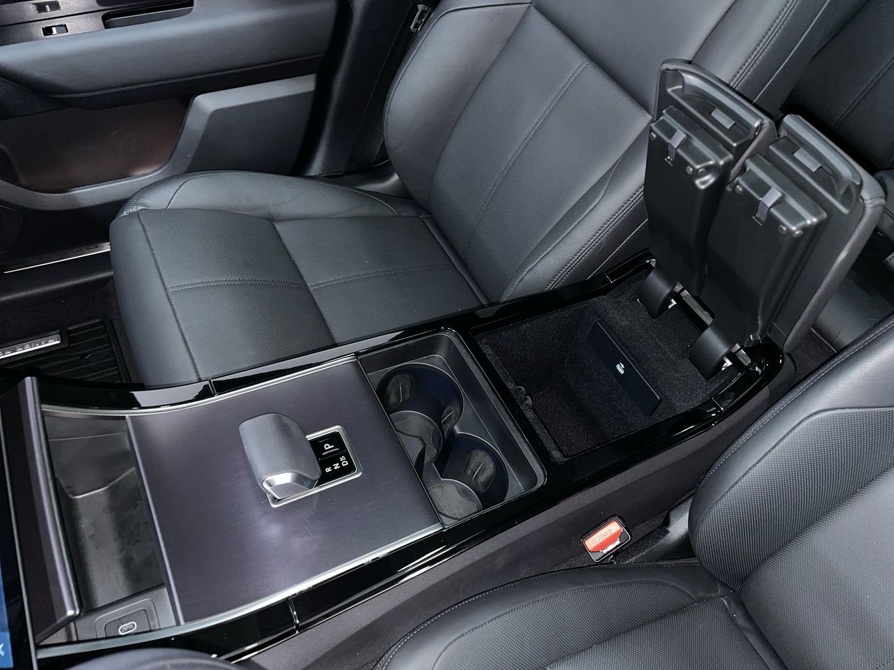 2026  Range Rover Velar