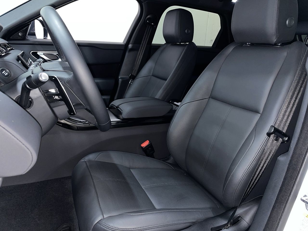 2026  Range Rover Velar