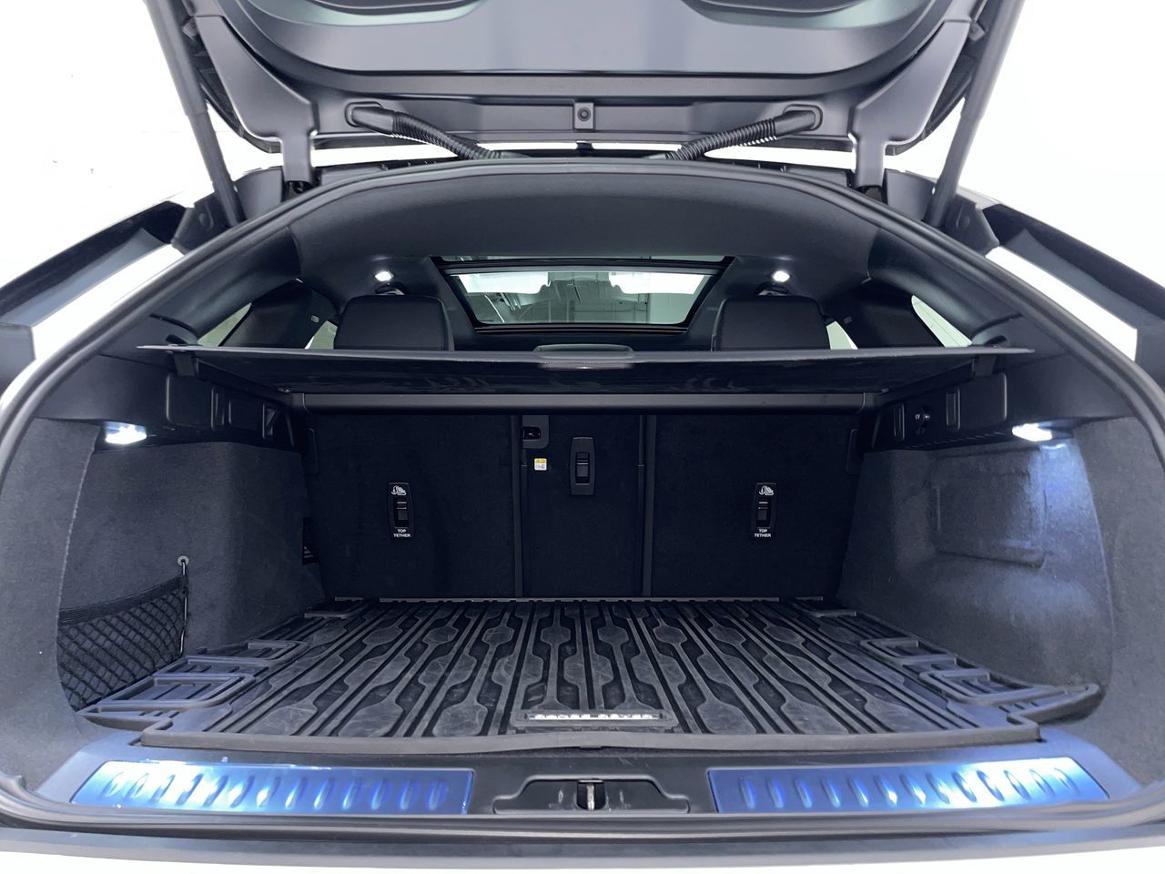 2026  Range Rover Velar