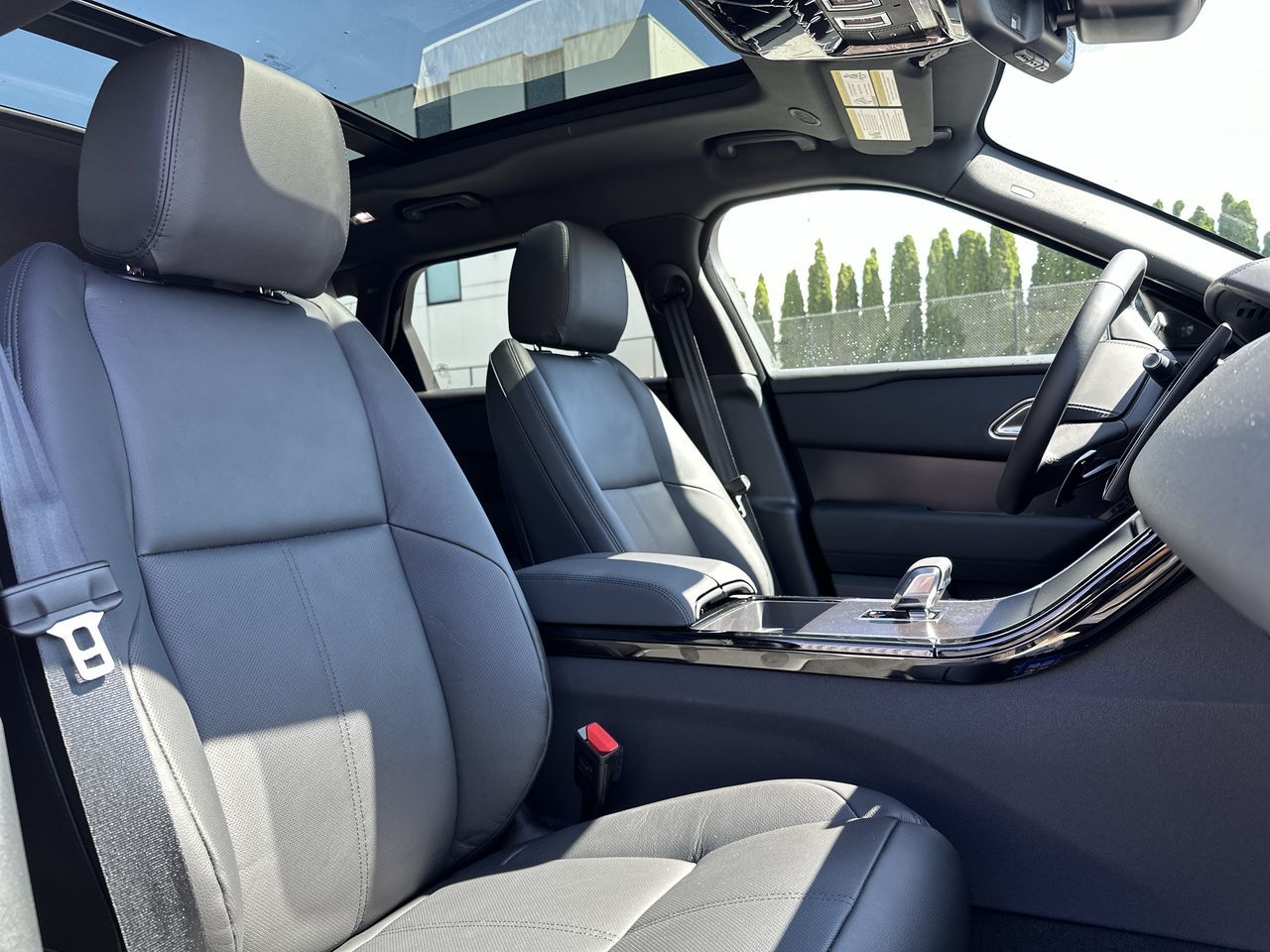 2026 Land Rover Range Rover Velar in Vancouver, British Columbia