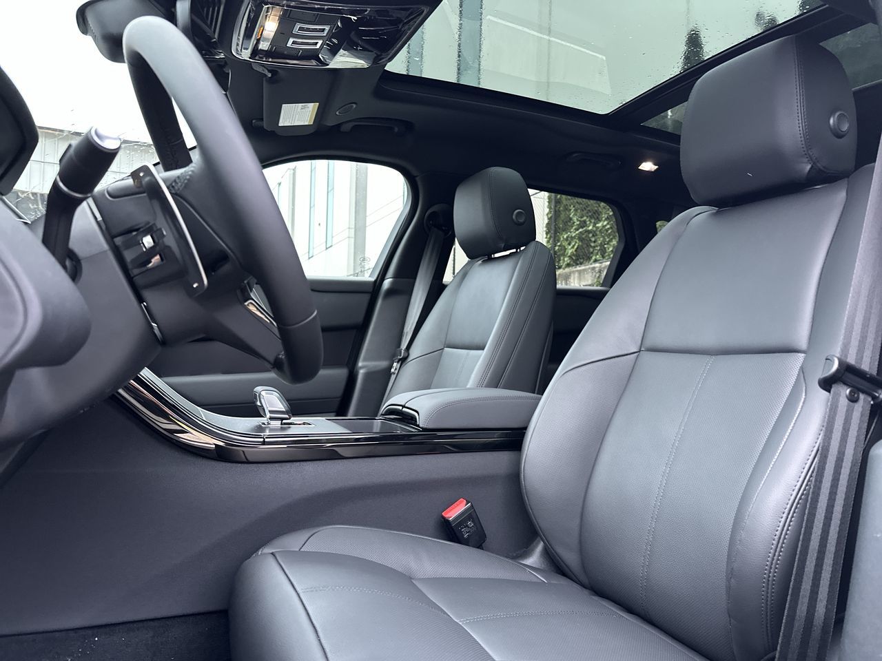 2026  Range Rover Velar