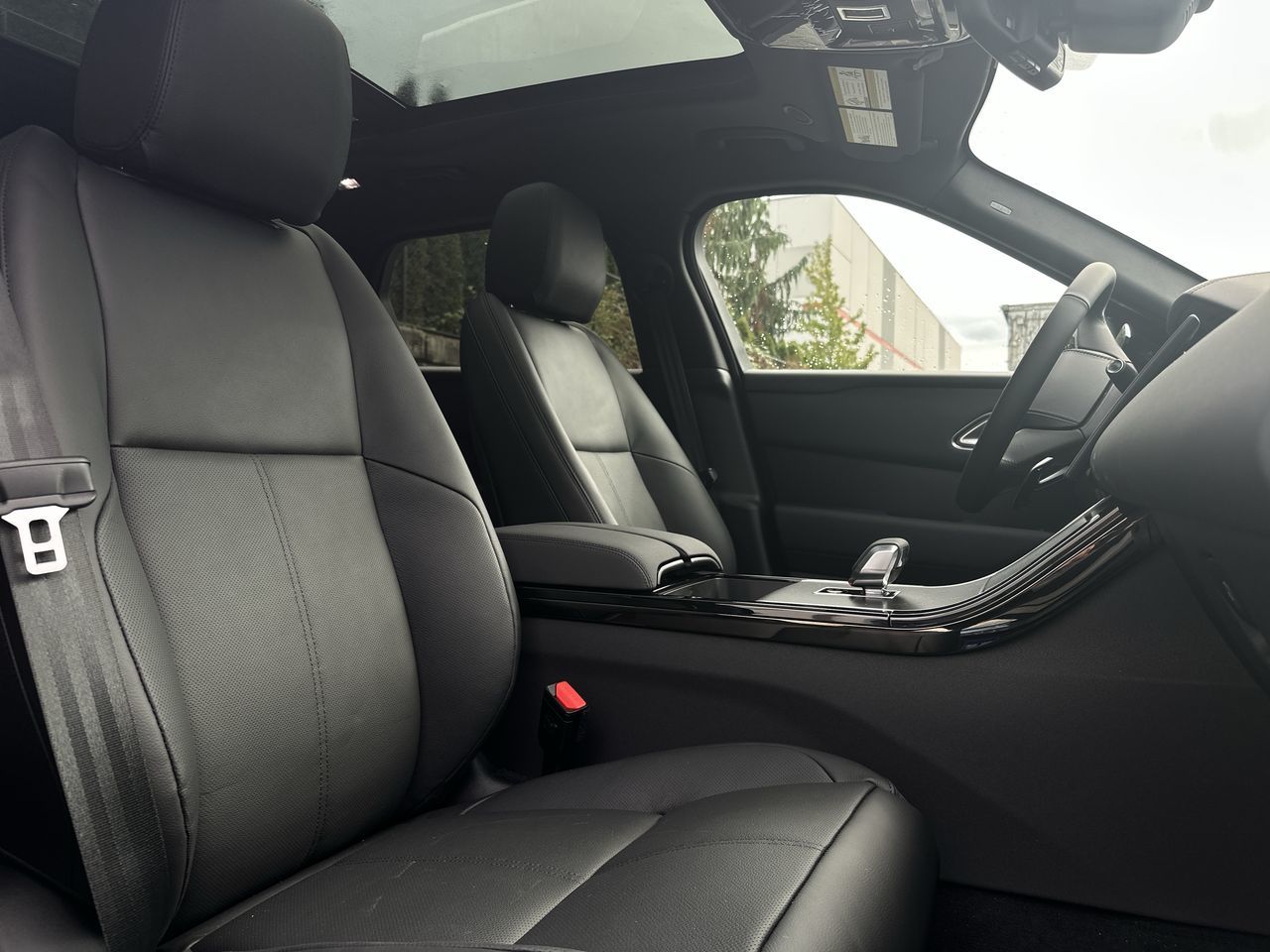 2026  Range Rover Velar