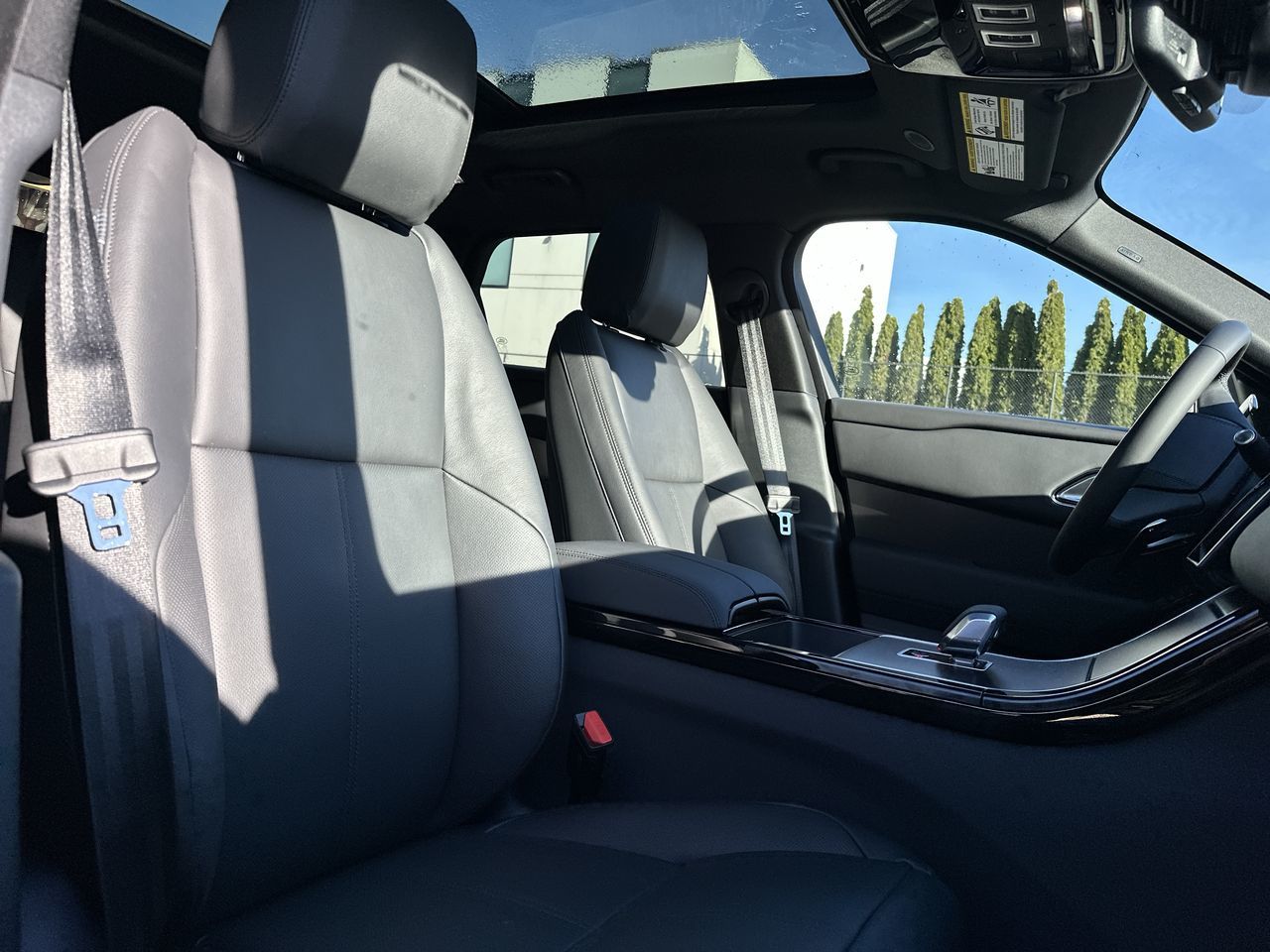 2026  Range Rover Velar